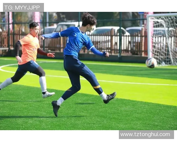 足球明星的日常饮食揭秘：如何通过饮食提升竞技状态与身体素质